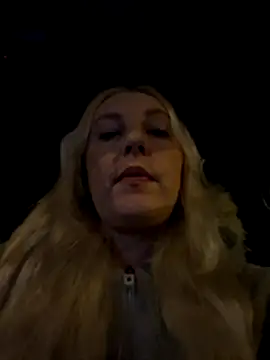 Snapshot of MerlinDave chatting on 12.02.25 MerlinDave online show from 12.02.25