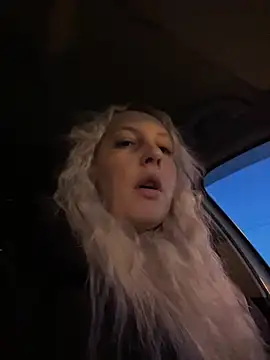 Snapshot of MerlinDave chatting on 01.11.26 MerlinDave online show from 01.11.26