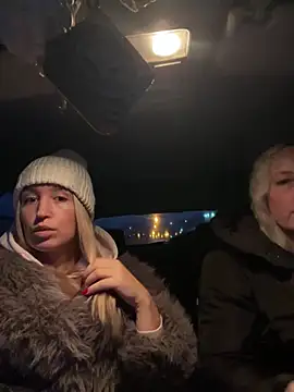 Snapshot of MerlinDave chatting on 01.12.26 MerlinDave online show from 01.12.26