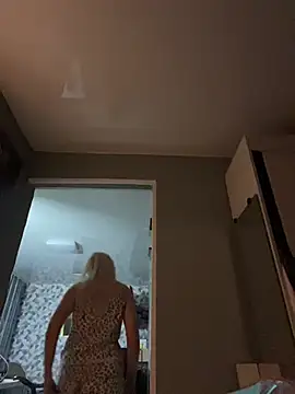 Snapshot of MerlinDave chatting on 02.25.26 MerlinDave online show from 02.25.26