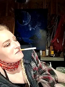 Snapshot of blondebanginbroad chatting on 02.17.25 blondebanginbroad online show from 02.17.25