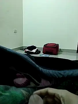 Snapshot of sri995955 chatting on 02.13.25 sri995955 online show from 02.13.25