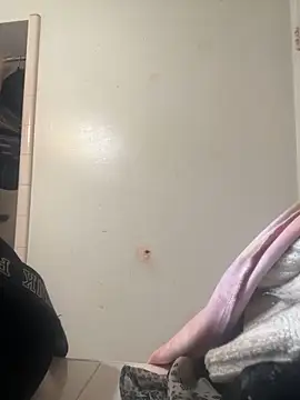 starrynikki online show from 12.14.24