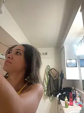 starrynikki online show from 12.18.24