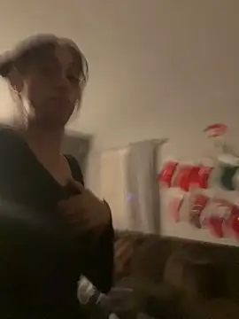 starrynikki online show from 12.23.24