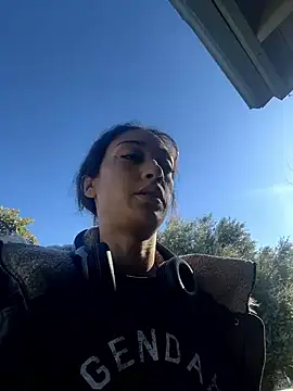 starrynikki online show from 12.26.24