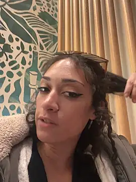 starrynikki online show from 01.28.25