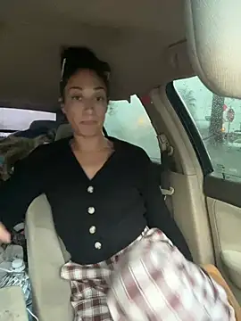 starrynikki online show from 02.14.25