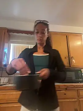 starrynikki online show from 09.14.25