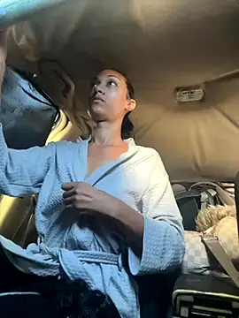 starrynikki online show from 09.29.25