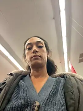 starrynikki online show from 11.17.25