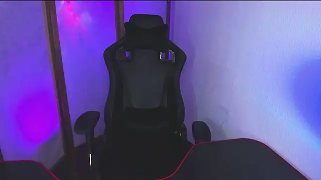 Brad Maloney online show from 03.12.25