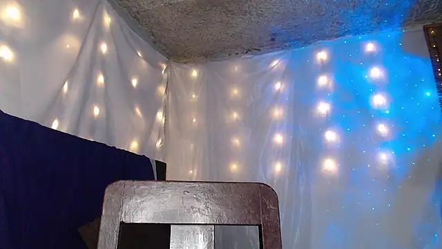 Marci owo online show from 12.31.24