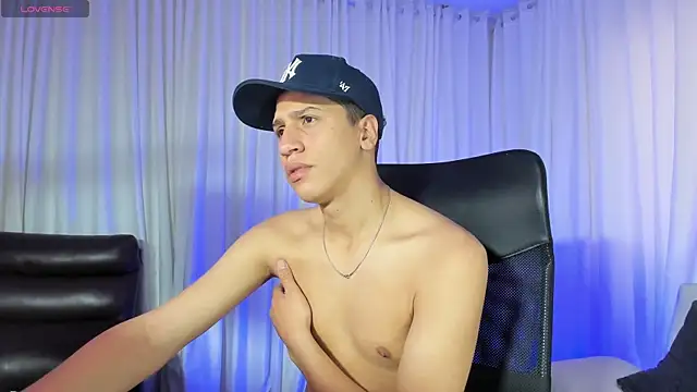 Snapshot of matt_benji chatting on 09.16.25 matt benji online show from 09.16.25