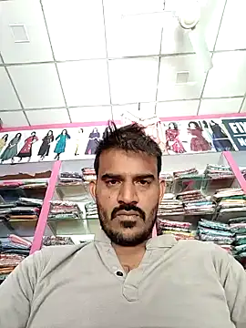 Snapshot of absoluteright chatting on 12.16.24 absoluteright online show from 12.16.24