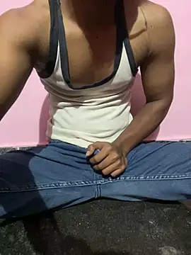 Snapshot of SahilBBC-0 chatting on 03.14.25 SahilBBC-0 online show from 03.14.25