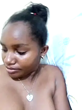 Snapshot of Ebonyyprincess chatting on 12.10.24 Ebonyyprincess online show from 12.10.24