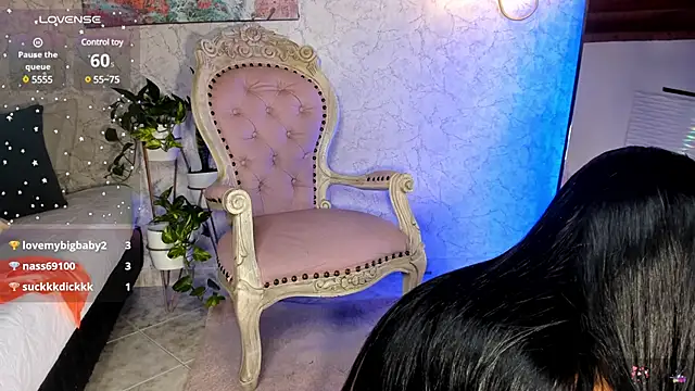 Snapshot of Miss_Ambeer chatting on 01.18.25 Miss Ambeer online show from 01.18.25