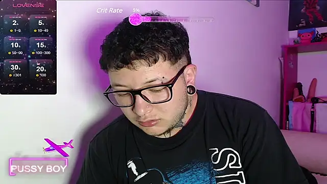 Snapshot of princeFtm chatting on 12.07.24 princeFtm online show from 12.07.24