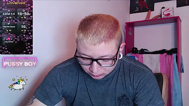 Snapshot of princeFtm chatting on 01.22.25 princeFtm online show from 01.22.25