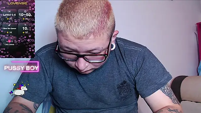 Snapshot of princeFtm chatting on 01.22.25 princeFtm online show from 01.22.25