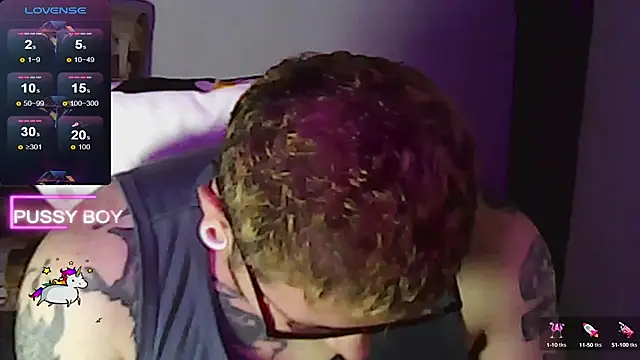 Snapshot of princeFtm chatting on 03.06.25 princeFtm online show from 03.06.25