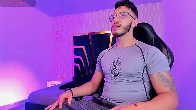 Liam Kleiin online show from 11.29.25