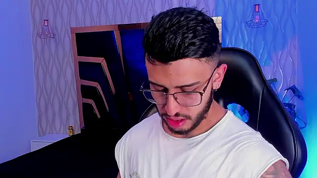 Liam Kleiin online show from 02.20.26