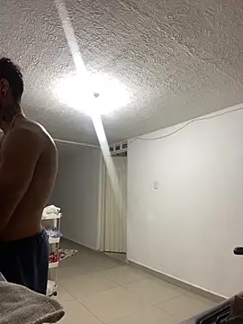 JuanBlade online show from 11.04.25