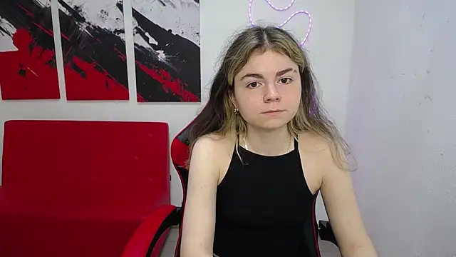 TinaRedly online show from 07.06.26