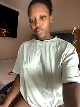 kellya  online show from 10.22.25