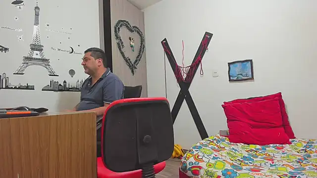 hotandfierylatinos2023 online show from 02.25.25