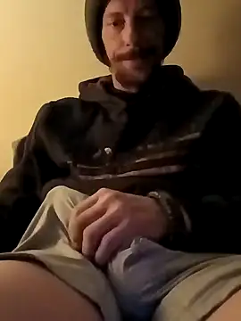 Snapshot of elmerfuddin87 chatting on 01.04.25 elmerfuddin87 online show from 01.04.25