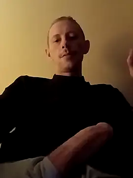 Snapshot of elmerfuddin87 chatting on 03.16.25 elmerfuddin87 online show from 03.16.25