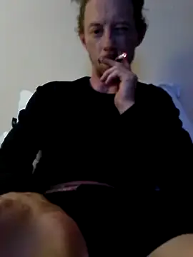 Snapshot of elmerfuddin87 chatting on 09.27.25 elmerfuddin87 online show from 09.27.25