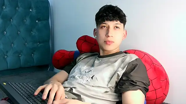 Snapshot of _Thomas_hot_ chatting on 02.19.26 Thomas hot online show from 02.19.26