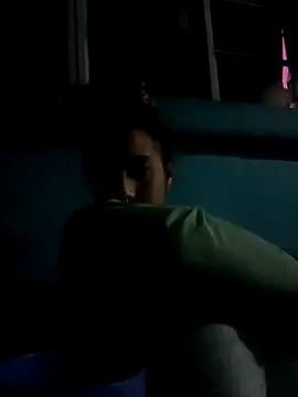 Snapshot of megan_collins96 chatting on 12.31.24 megan collins96 online show from 12.31.24