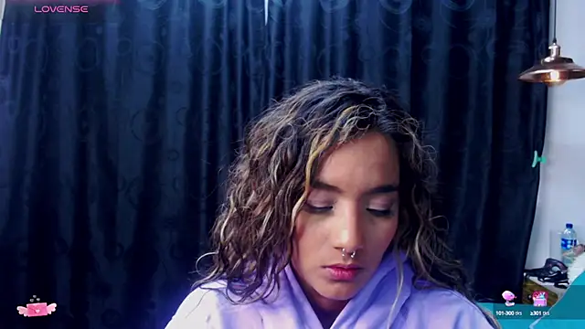 Snapshot of megan_collins96 chatting on 01.19.25 megan collins96 online show from 01.19.25