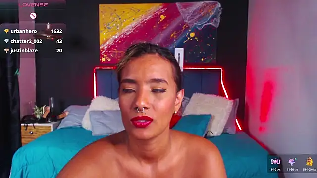 Snapshot of megan_collins96 chatting on 01.23.25 megan collins96 online show from 01.23.25