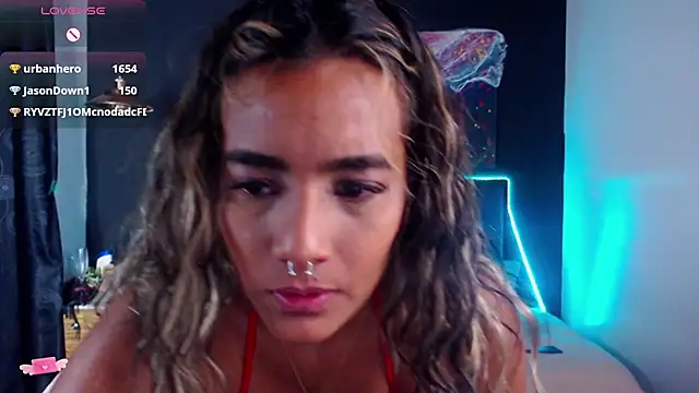 Snapshot of megan_collins96 chatting on 01.26.25 megan collins96 online show from 01.26.25