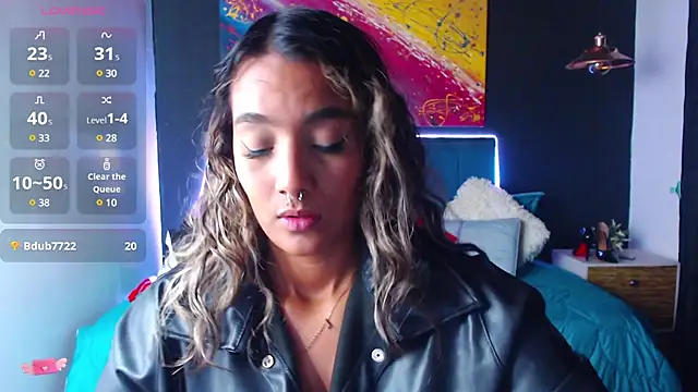 Snapshot of megan_collins96 chatting on 02.13.25 megan collins96 online show from 02.13.25