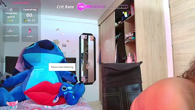 Snapshot of megan_collins96 chatting on 09.24.25 megan collins96 online show from 09.24.25