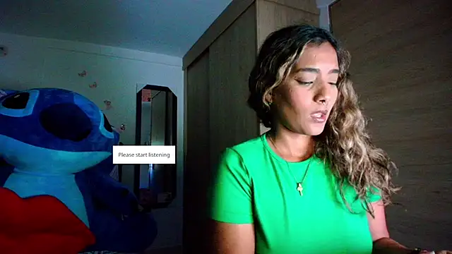 Snapshot of megan_collins96 chatting on 10.23.25 megan collins96 online show from 10.23.25