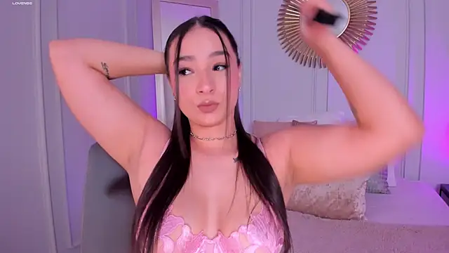 Snapshot of AlisonFenty chatting on 03.07.25 AlisonFenty online show from 03.07.25