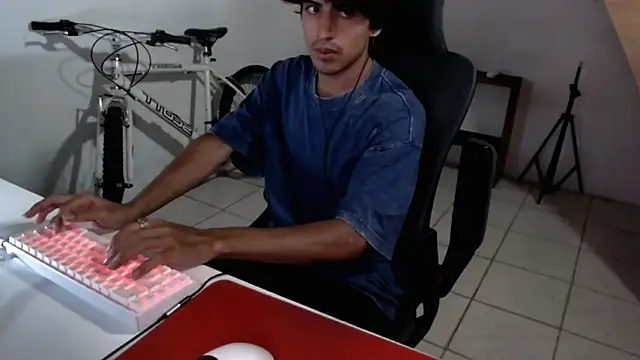 Thieves9 online show from 09.24.25