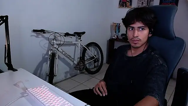 Thieves9 online show from 10.28.25