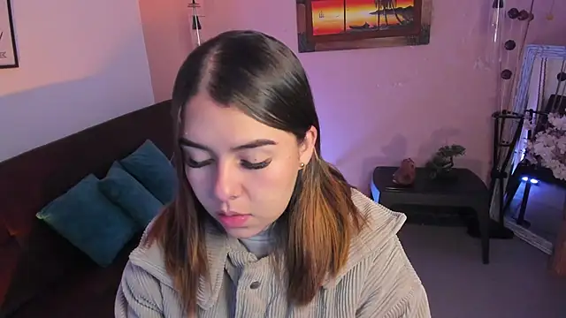 ArianaBaker online show from 11.17.25