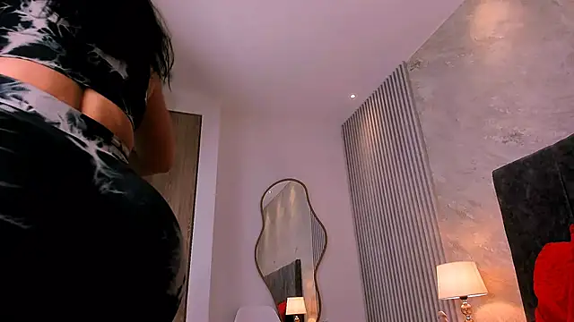 lola  sweetx online show from 02.18.25