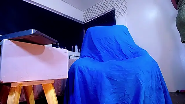 bellatrixx 69 online show from 10.31.25