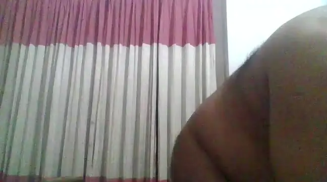 Snapshot of Natu_Paul_Xham chatting on 12.24.24 Natu Paul Xham online show from 12.24.24